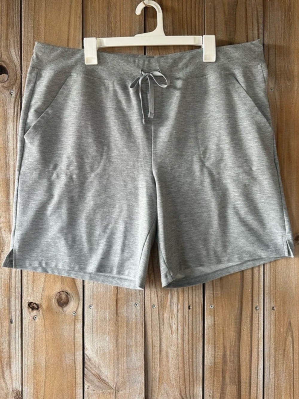 Athletic Works Heather Gray Drawstring Shorts Women’s Plus Size XXXL (22)